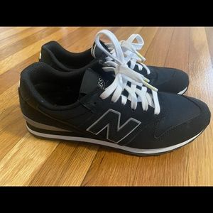 FIGS | New Balance 996 Women's